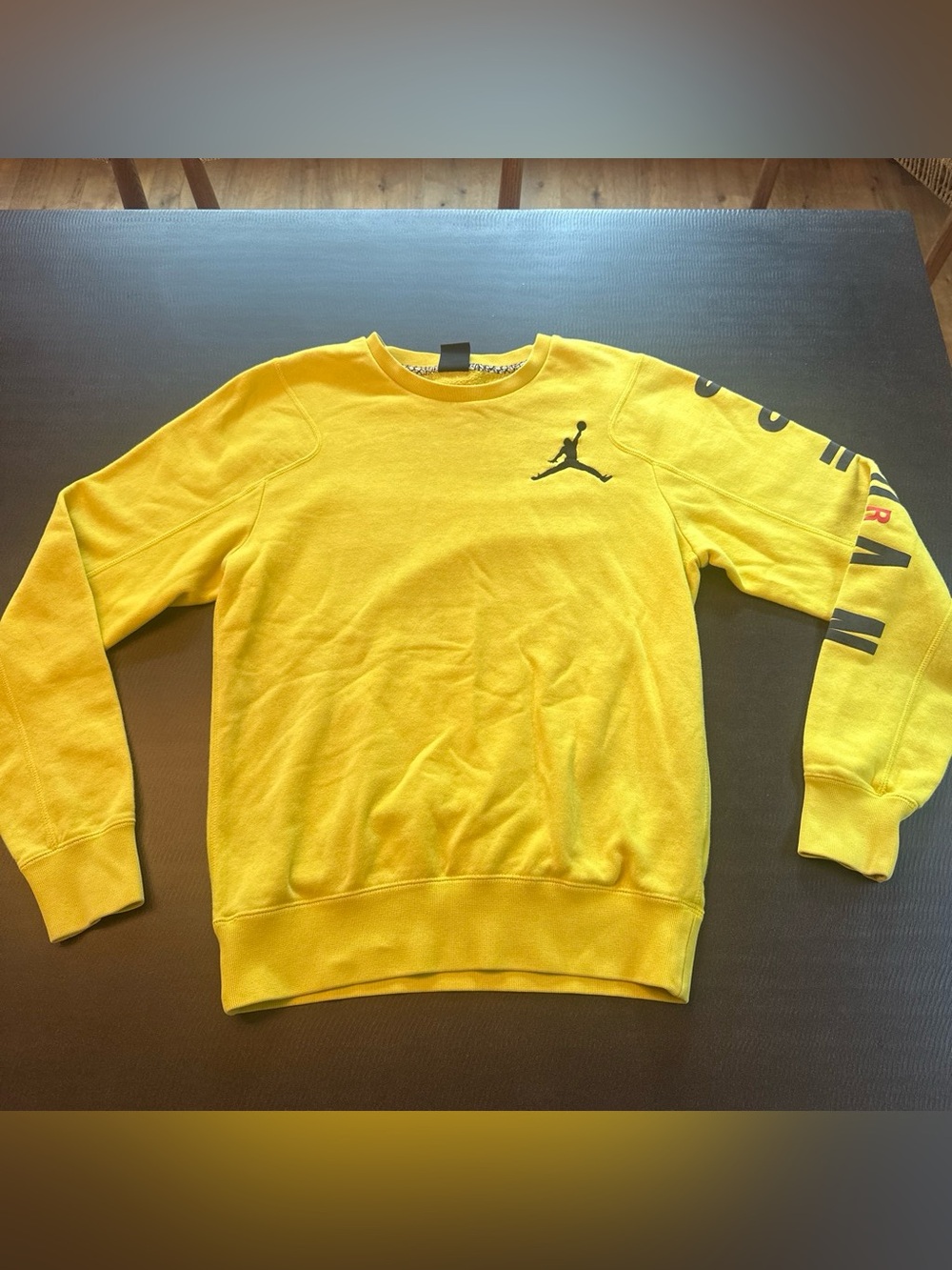 Jordan Neon Yellow Jumpman Crewneck Sweatshirt Men’s Small